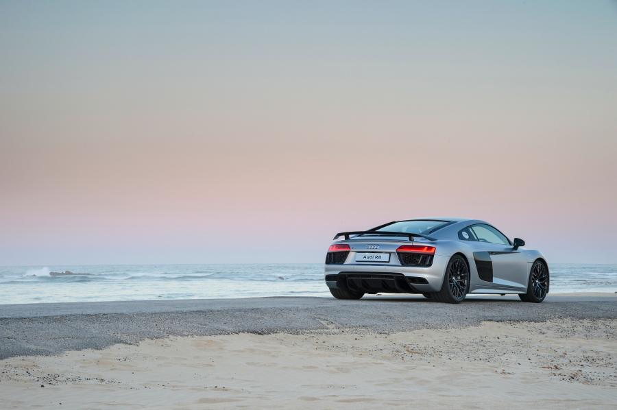  Audi R8 V10 Plus 2016 года  (ZA) (фото 6 из 22)